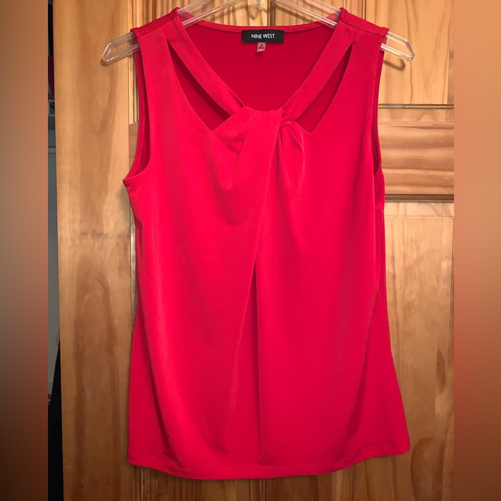 Nine West stretchy sleeveless top